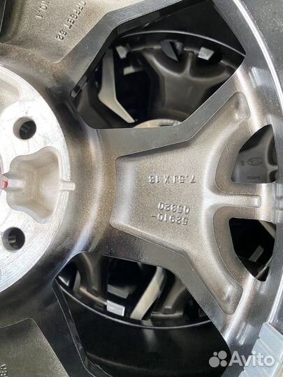 R18 Michelin Alpin 5 235/45, PCD 5x114.3 DIA 67.1