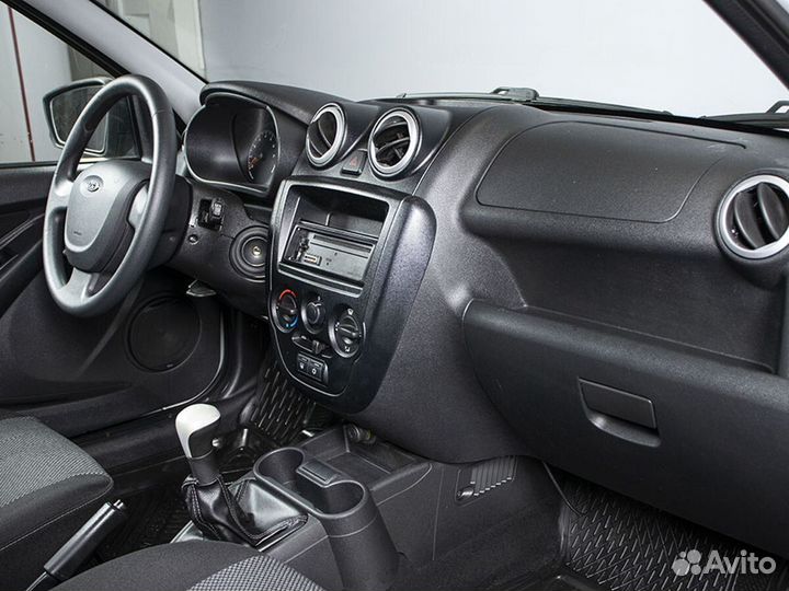 LADA Granta 1.6 МТ, 2015, 57 974 км