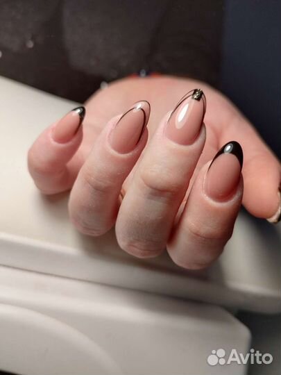 Покрытие ногтей гель лаком,наращивание ногтей