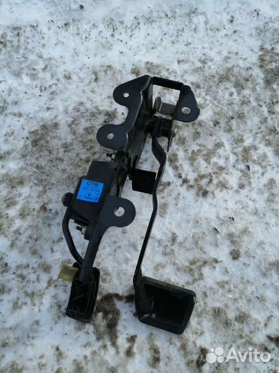 Педальный узел Renault Megane 2. AT