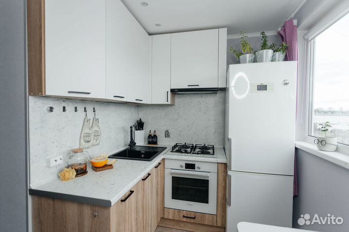 Прямая кухня «Луис» + духовка в подарок