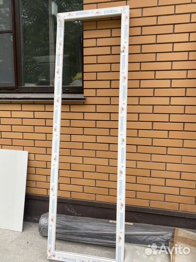 Дверь пластиковая новая