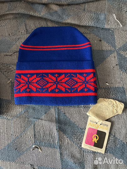 Вязаная шапка мужская