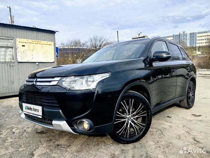 Mitsubishi Outlander 2.0 CVT, 2014, 61 500 км
