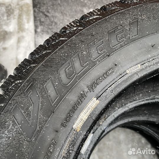 Viatti Brina Nordico V-522 185/65 R15 88T