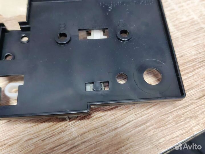 Крышка узла подачи бумаги 302HS28021 Kyocera M2035