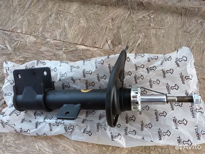 Амортизатор левый передний Ситроен/Пежо