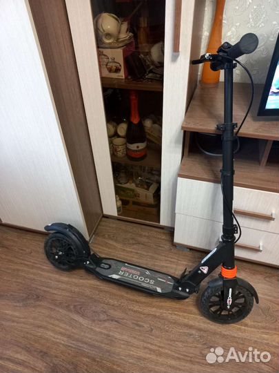 Самокат Zefir