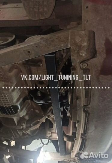 Дополнительная нижняя опора двигателя Vesta