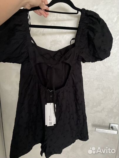 Комбинезон Zara c открытой спинкой