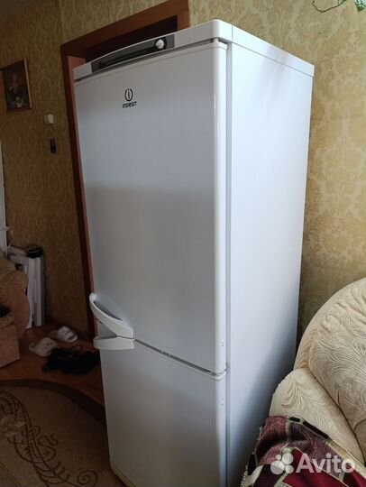 Холодильник бу