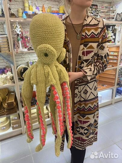 Осьминог плюшевый