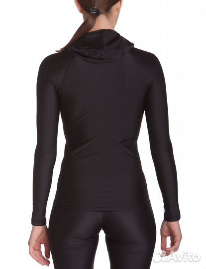 Женская гидромайка с капюшоном и длинными рукавами