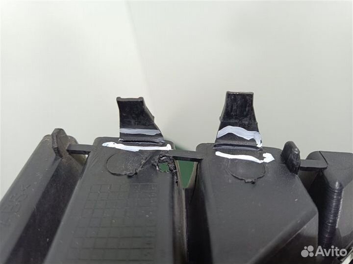 Накладка птф правая Vw Passat B7 2011