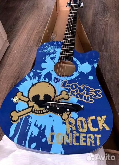 Гитара акустическая