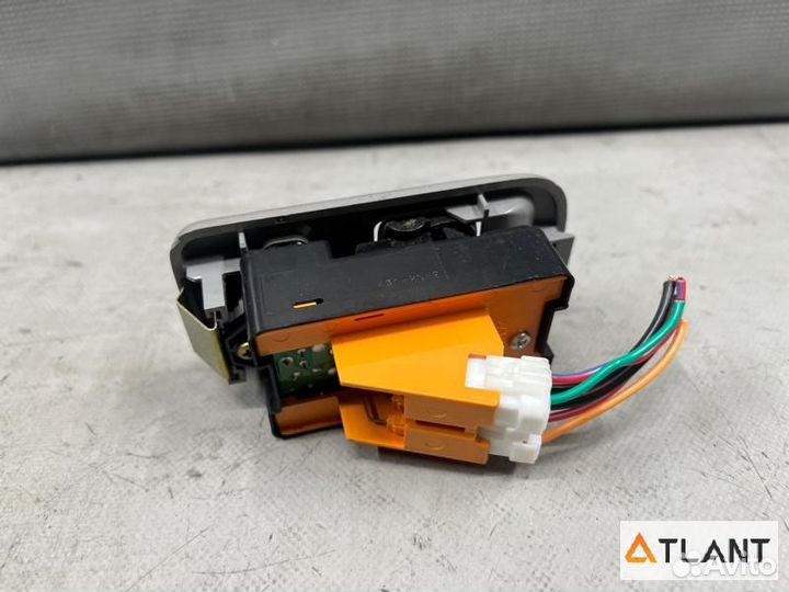 Пульт стеклоподъемника передняя правая mazda bongo