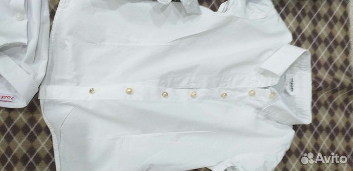 Блузки, рубашки в школу