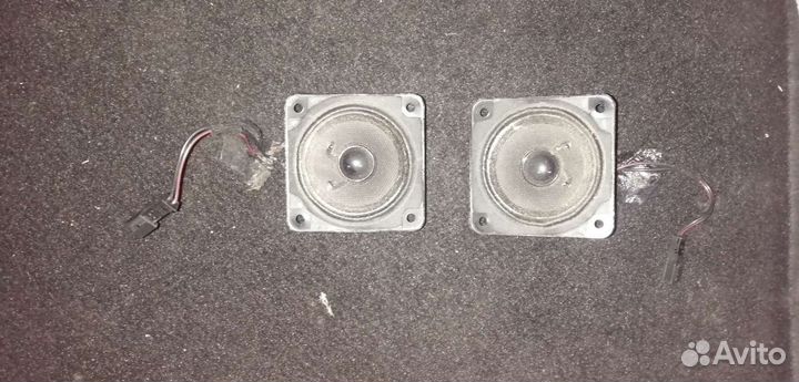 Динамик, в задней части mercedes SL R230