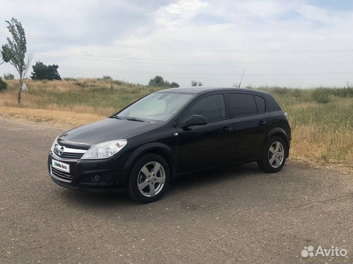 Opel Astra 1.8 МТ, 2011, 163 000 км