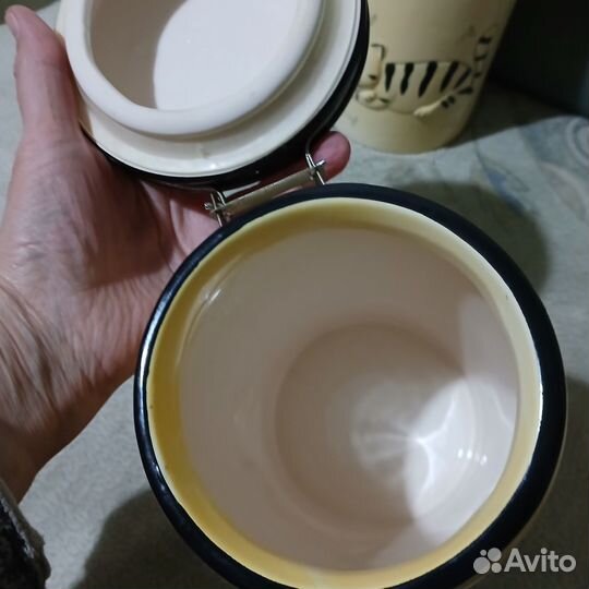 Банки для сыпучих - кошечки на кухне