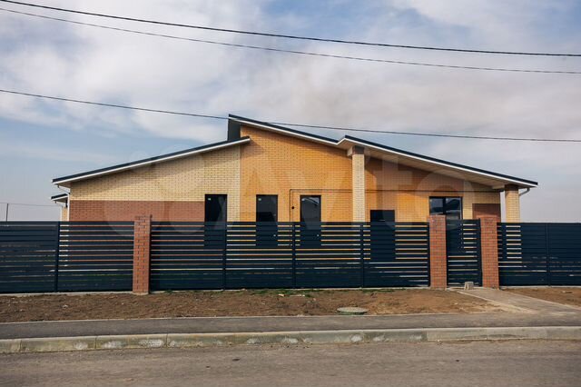 Дом 150 м² на участке 9,5 сот.