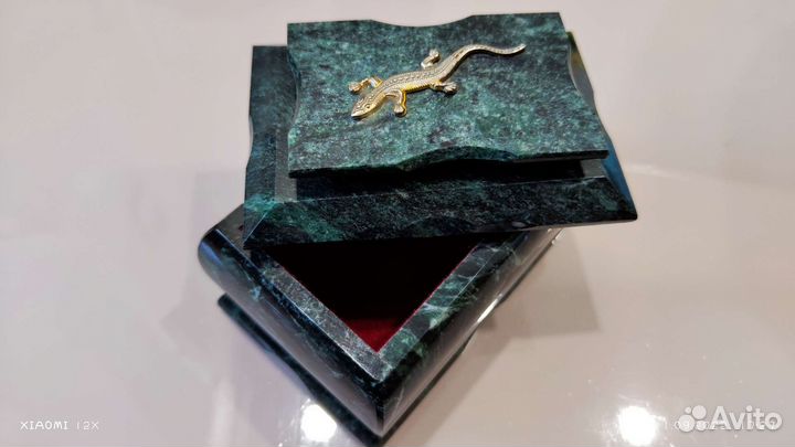 Шкатулка из натурального камня для украшений