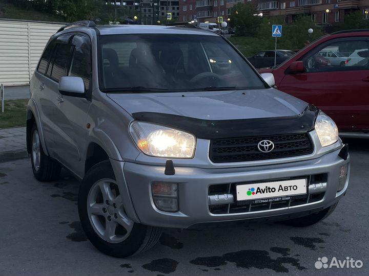 Toyota RAV4 2.0 AT, 2003, 201 000 км