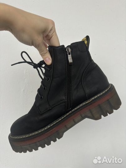 Ботинки женские 40 размер подобие Dr Martens