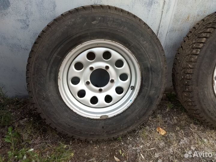 R15 Hankook Winter I'Pike 215/75, PCD 5x139.7 DIA 108.5