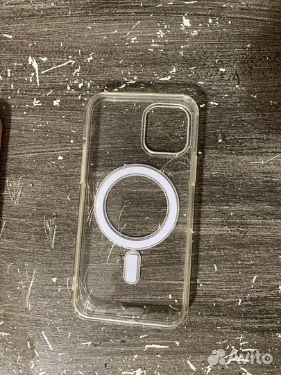 4 чехла на iPhone 12