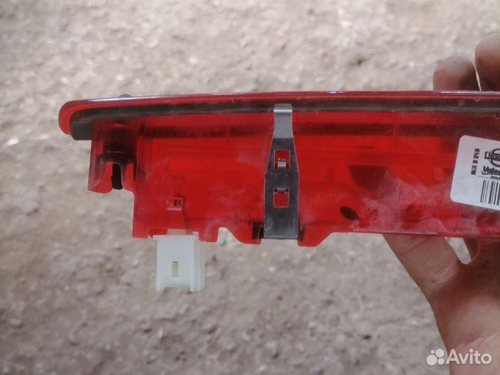 Стоп сигнал крышки багажника Nissan Qashqai J10