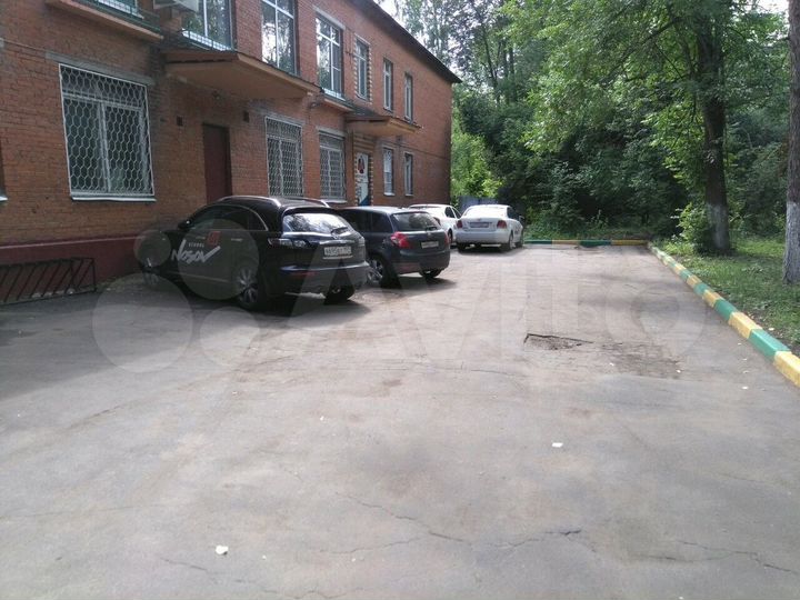 Здание 970 м²