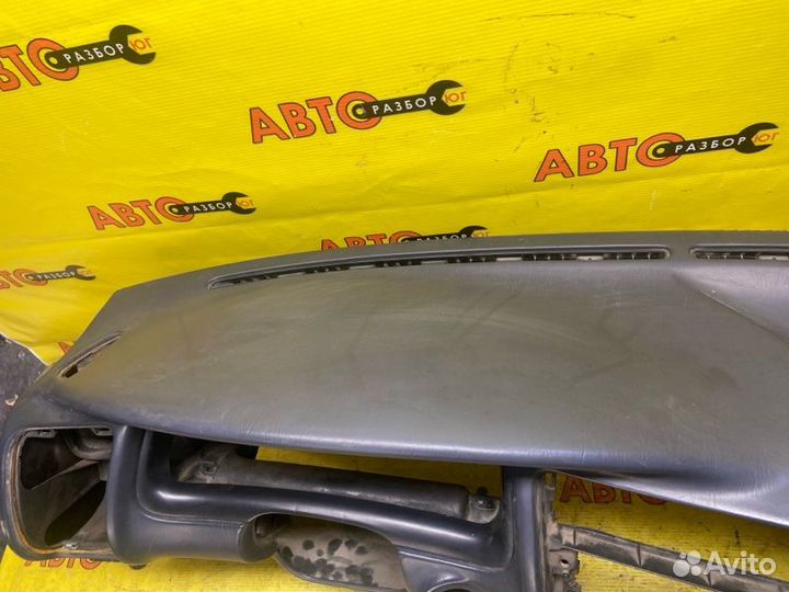 Парприз Toyota Corolla E101 4EFE 1993