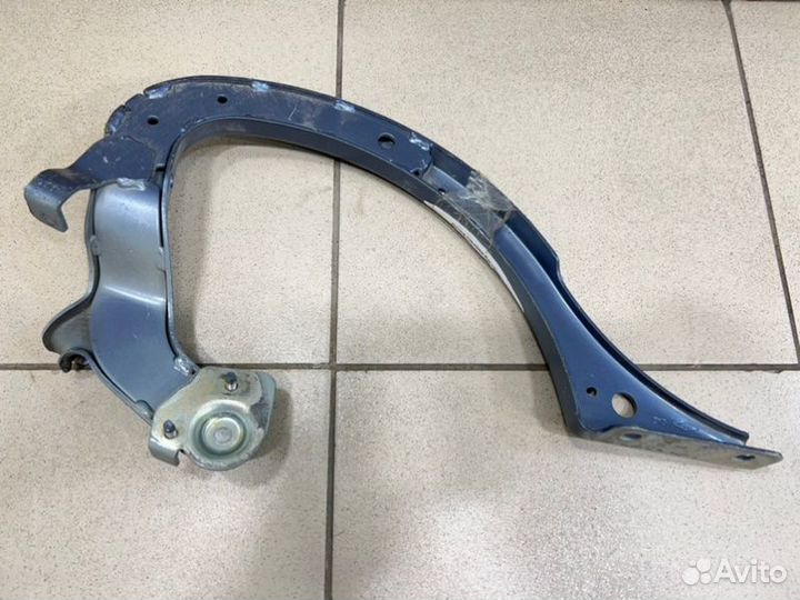 Петля крышки багажника левая Renault Clio