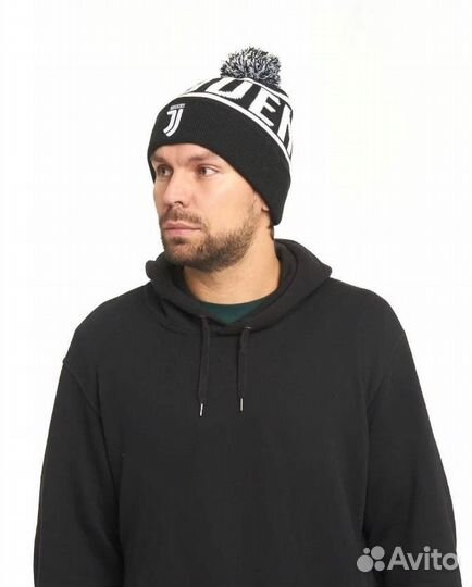 Шапка Atributika & Club зимняя с помпоном новая