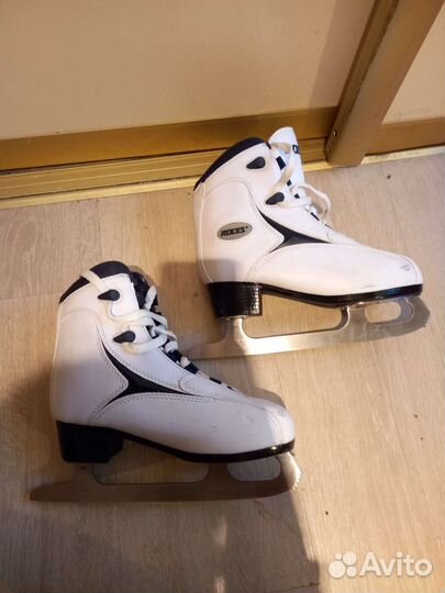 Фигурные коньки roces
