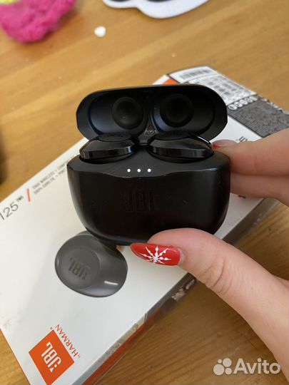 Беспроводные наушники JBL Tune 125 TWS
