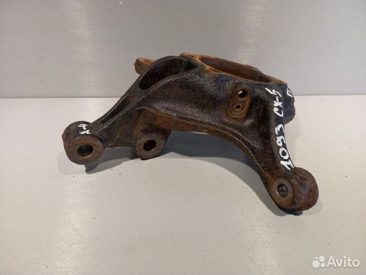 Кулак (цапфа) передний правый Mazda Cx-5 PY-VPS