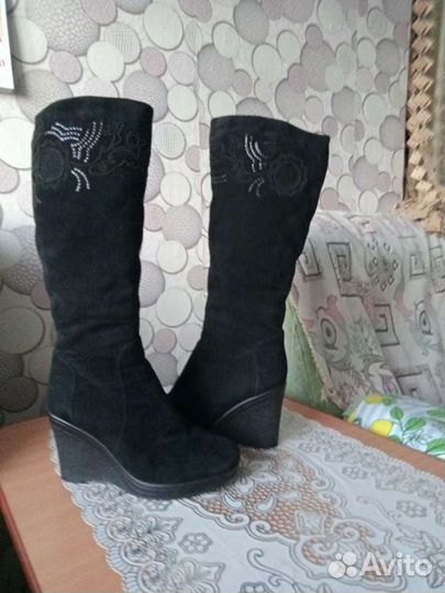 Сапоги женские