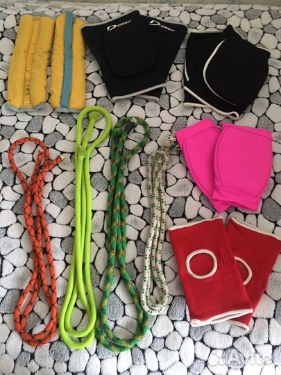 Мяч и другие предметы для худ гимнастики