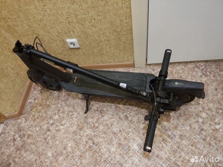 Электросамокат ninebot max g2