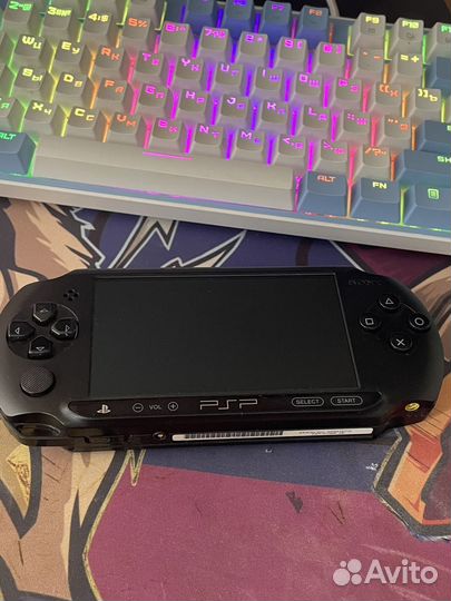 Sony psp e 1008 прошитая