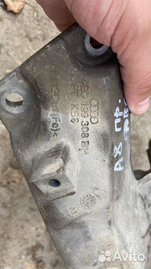 Кронштейн двигателя Audi A8 d3 6.0 V12