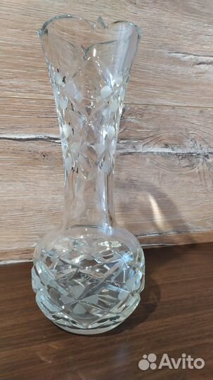 Вазы для цветов (хрусталь (упакую) и керамика)