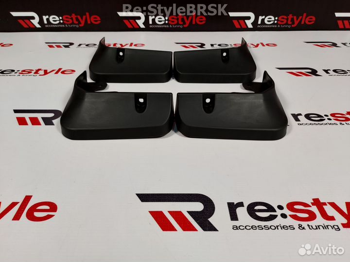 Брызговики Toyota Camry 55 2м 2014-2017