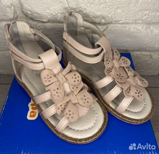 Сандали для девочки