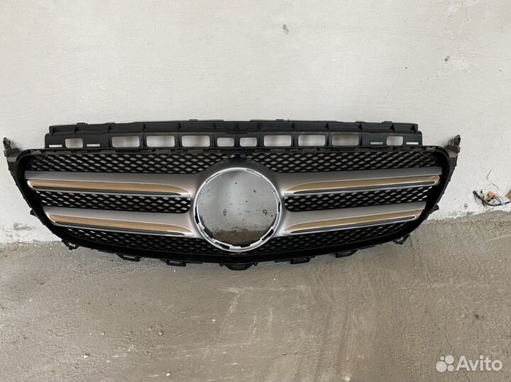 Решетка AMG w213