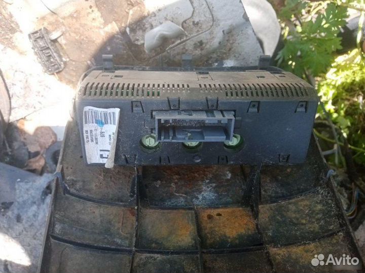 Дисплей информационный Opel Corsa D 2008