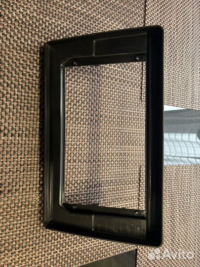 Переходная рамка 10 дюймов УАЗ patriot и канбус