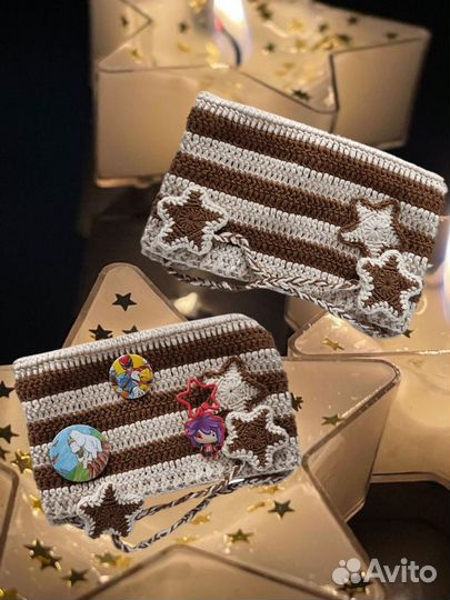 Вязанная шапка ручной работы со звёздочками